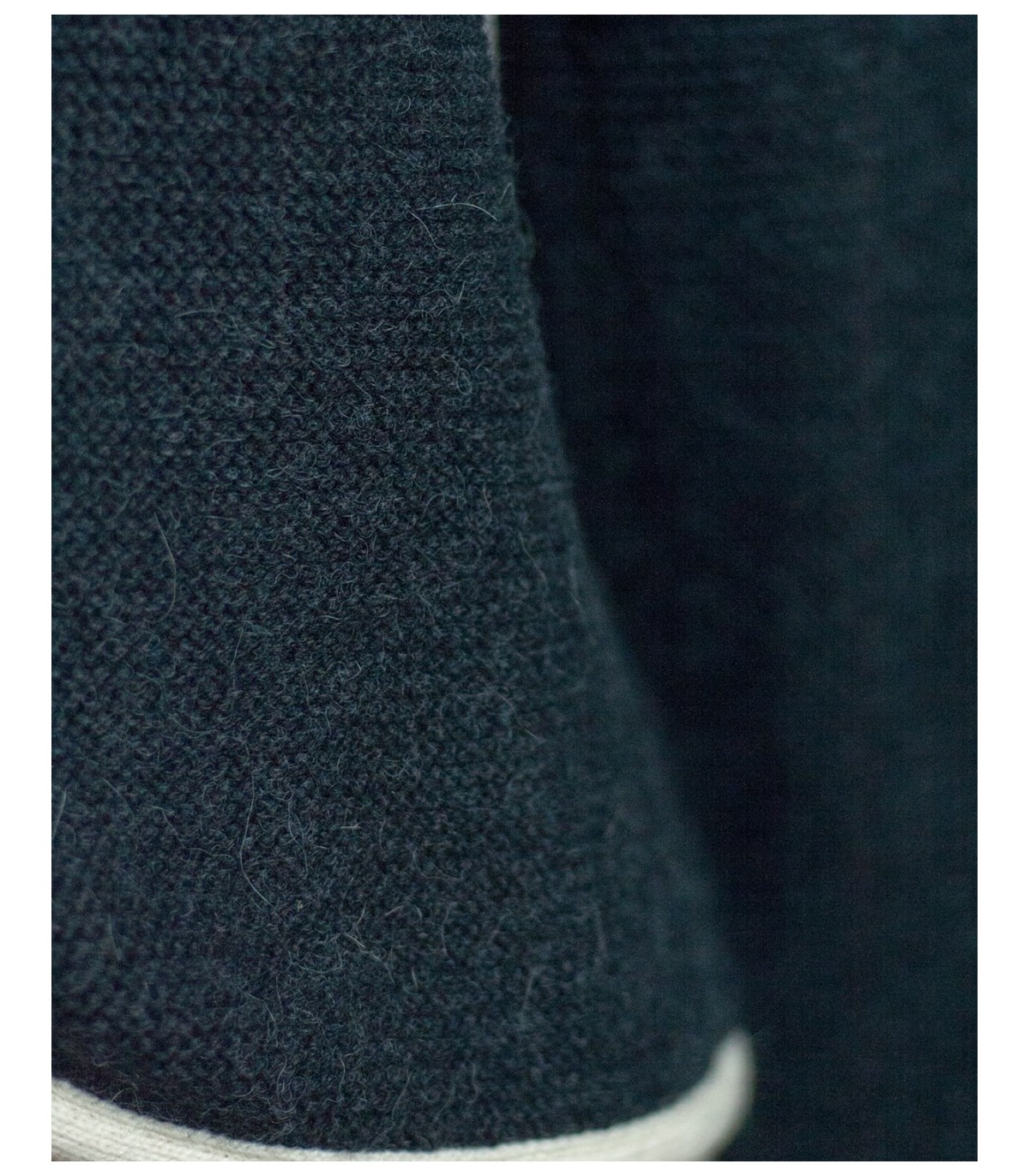 Compra marca CARDIGAN LINKS GRIS OSCURO CON CONTRASTES en Knitewearstor - Textiles Campillo